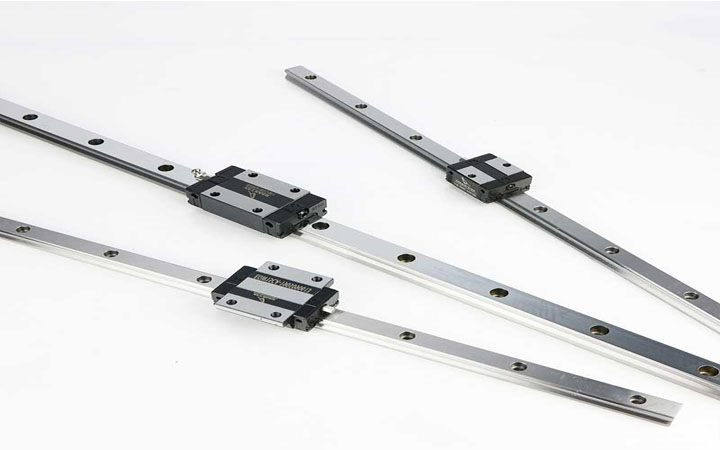 直線導(dǎo)軌正確清潔方法